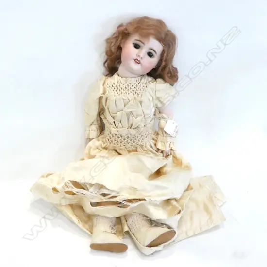 PARIS DOLL  SFBJ 60 CIRCA 1910 H. 480MM